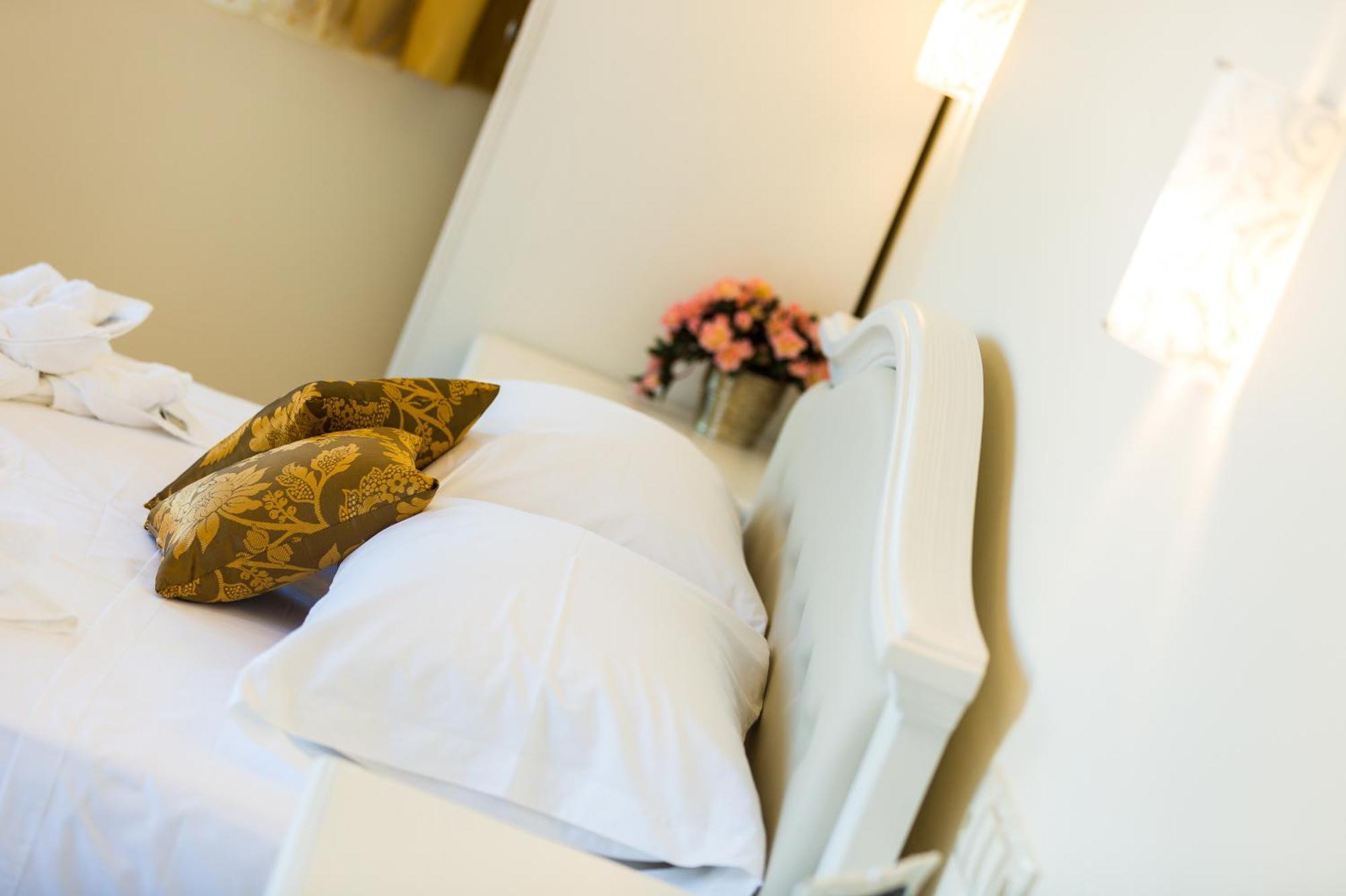 Polyxenia Suites 레팀노 외부 사진