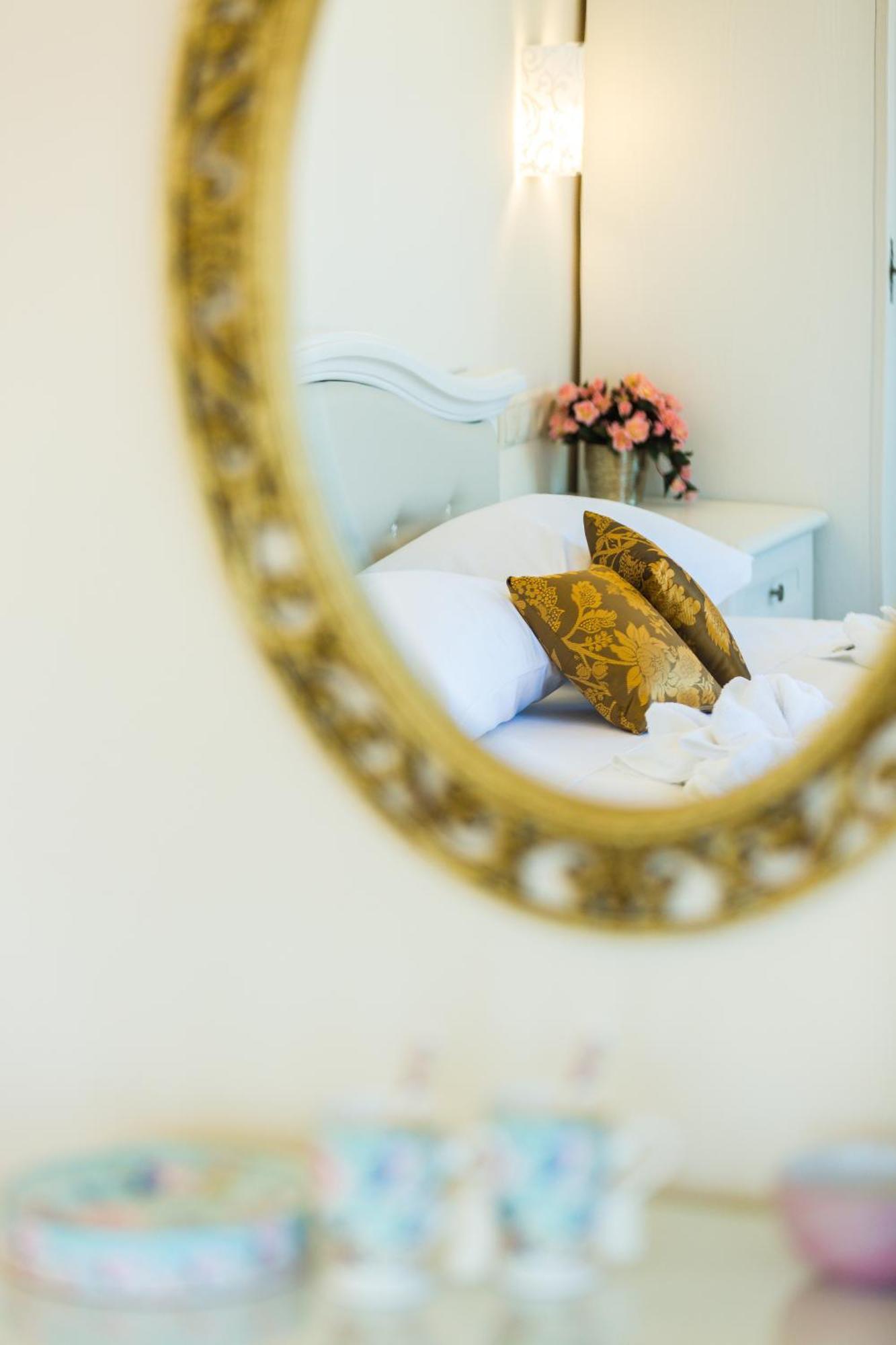 Polyxenia Suites 레팀노 외부 사진