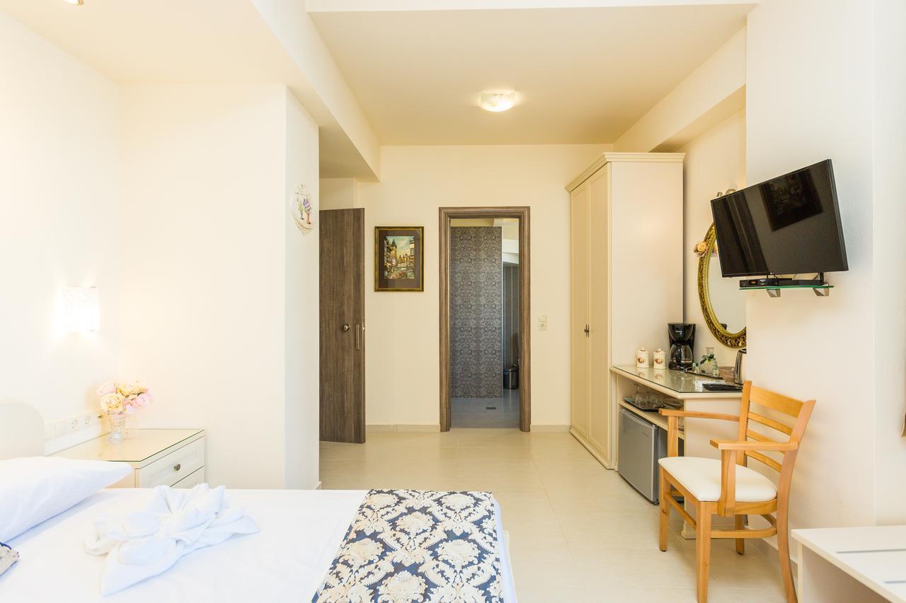 Polyxenia Suites 레팀노 외부 사진